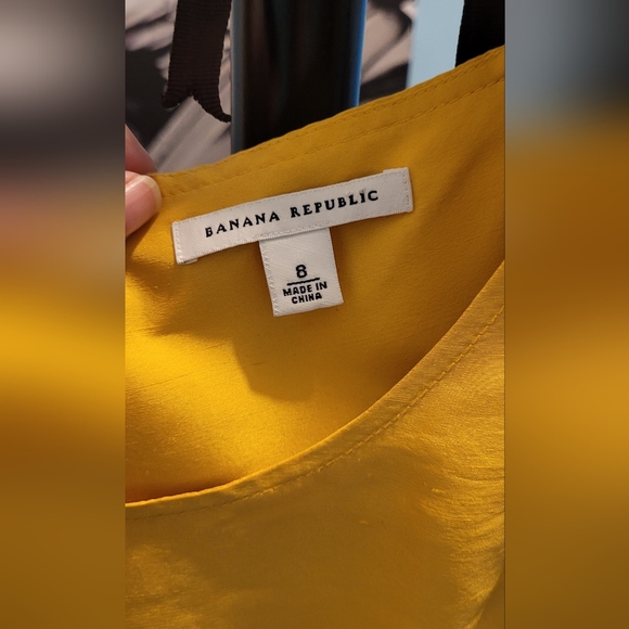 Euc Banana Republic golden 100% silk dress size 8 - Picture 4 of 10